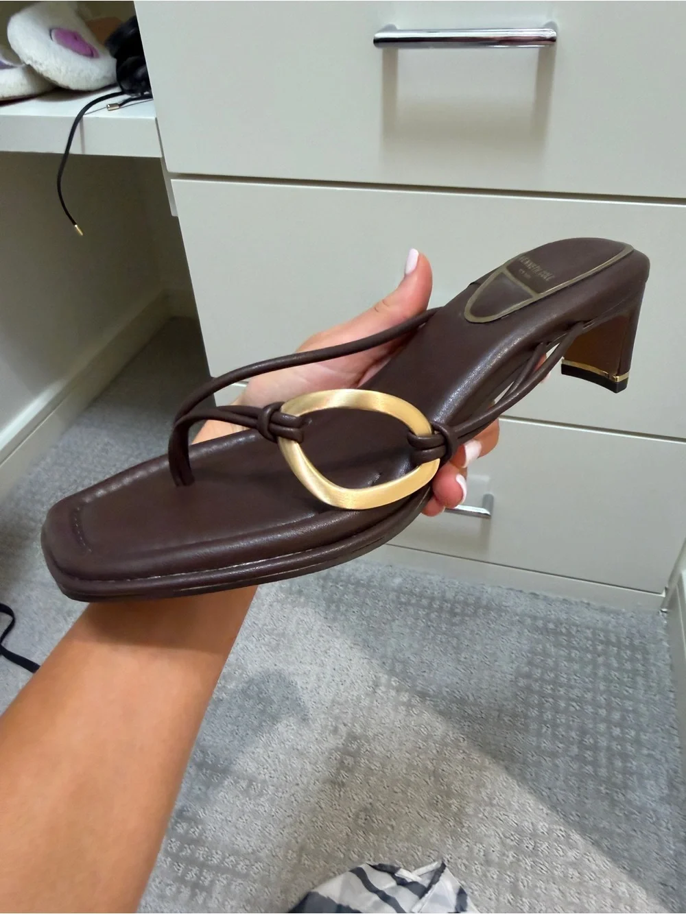 Kenneth Cole Heel Sandal in Dark Brown with Gold Accent 8.5